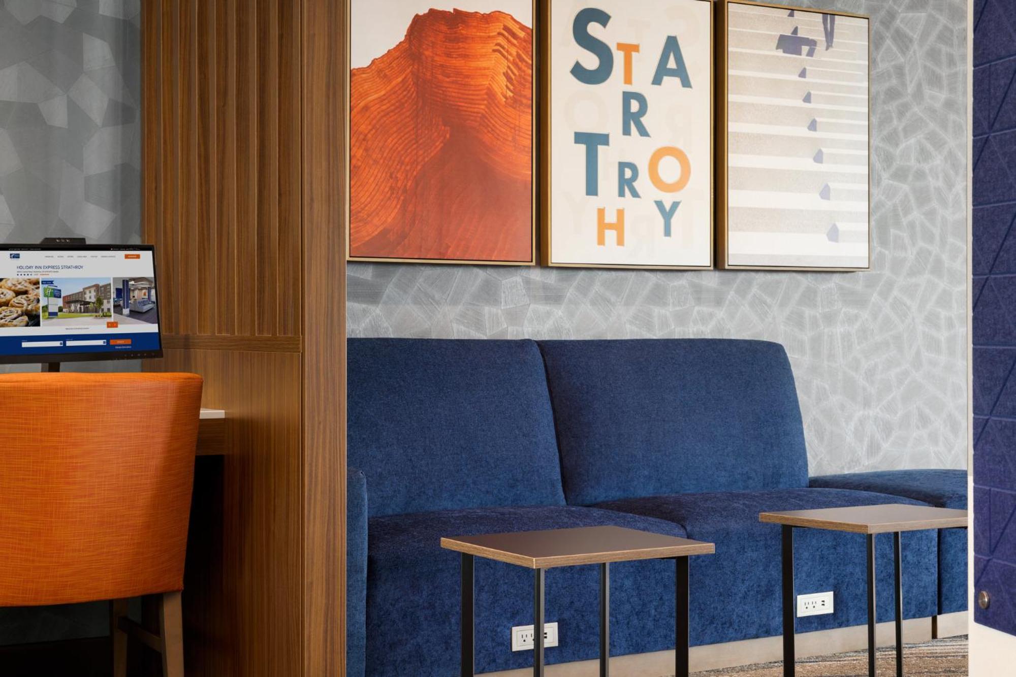 Holiday Inn Express - Strathroy By Ihg Kültér fotó
