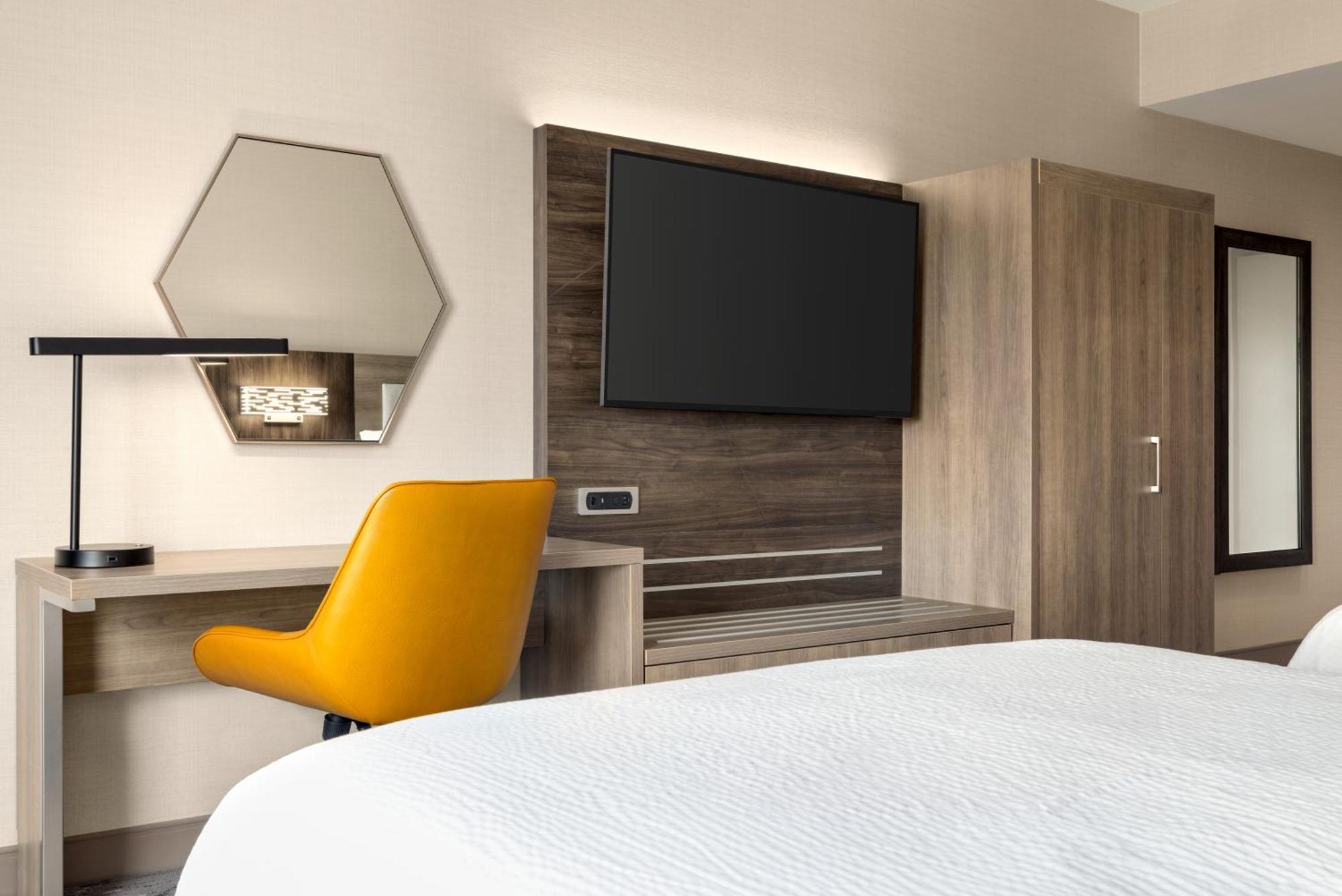 Holiday Inn Express - Strathroy By Ihg Kültér fotó