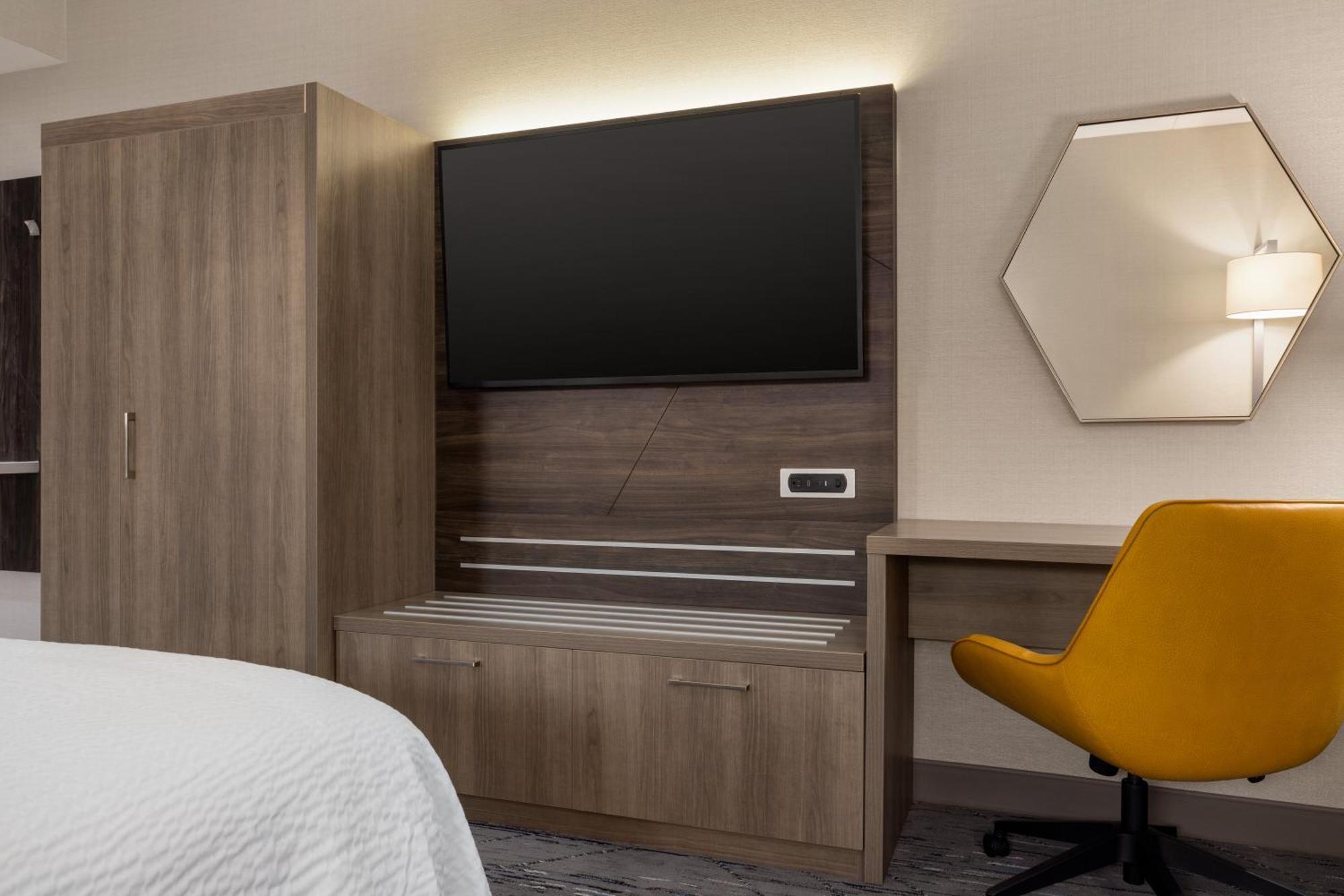 Holiday Inn Express - Strathroy By Ihg Kültér fotó